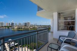 Picture of 18041 Biscayne Blvd # 1404, Aventura, FL 33160