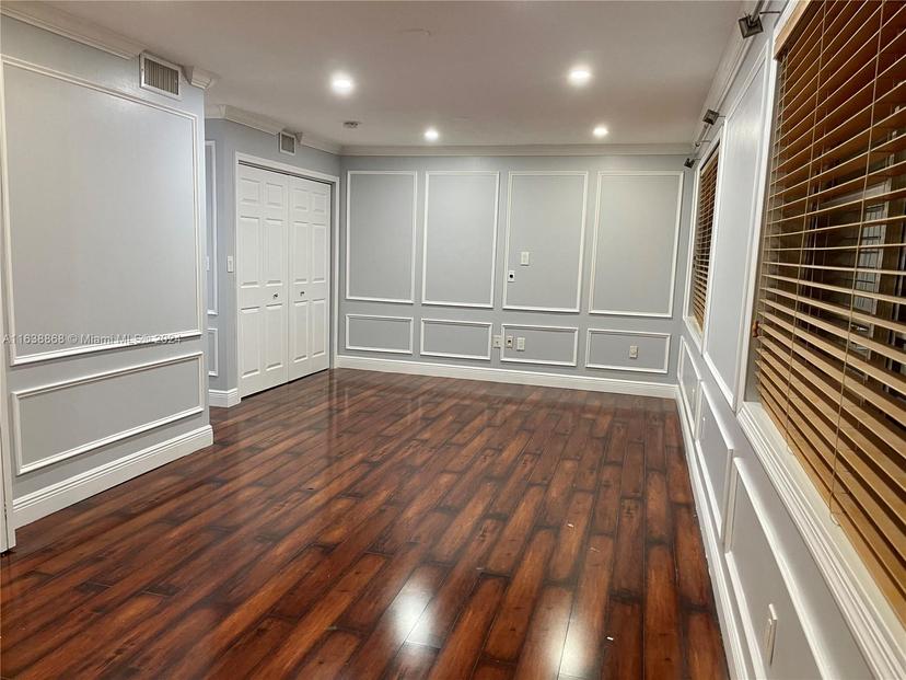 Picture of 9456 SW 77Th Ave # T4, Miami FL 33156