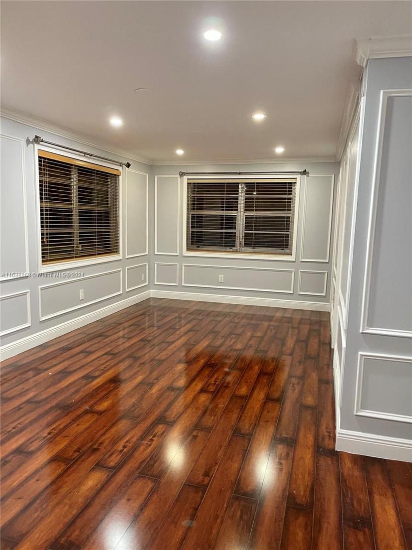 Picture of 9456 SW 77Th Ave # T4, Miami FL 33156