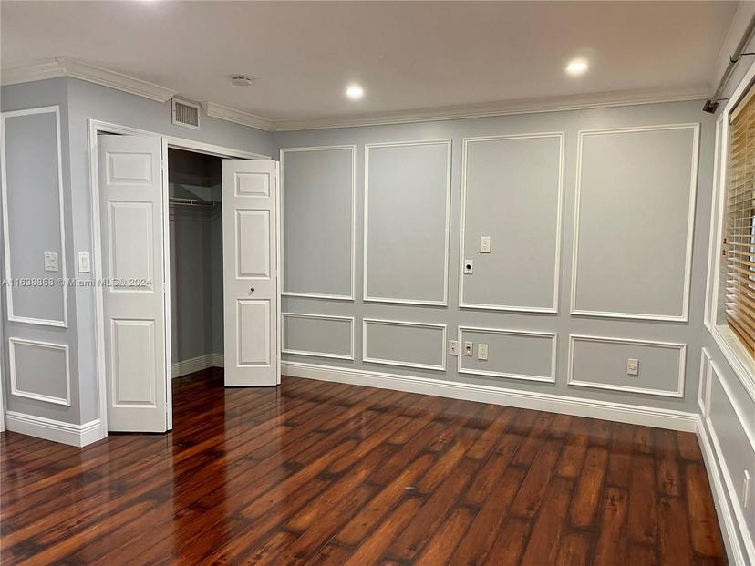 Picture of 9456 SW 77Th Ave # T4, Miami FL 33156