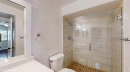 Picture of 200 Lakeview Dr # 306, Weston, FL 33326