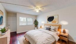 Picture of 200 Lakeview Dr # 306, Weston, FL 33326