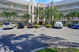 Picture of 10155 NW 24Th Pl # 103, Sunrise, FL 33322