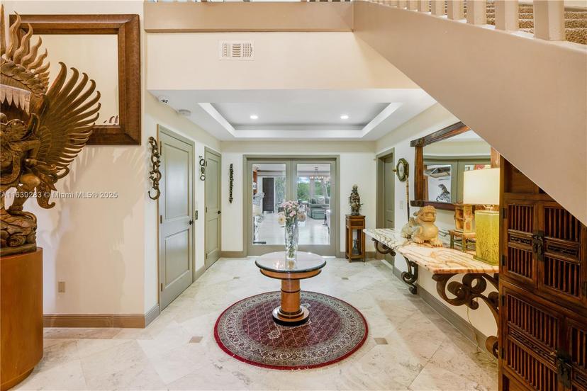 Picture of 6100 Paradise Point Dr # 6100, Palmetto Bay FL 33157
