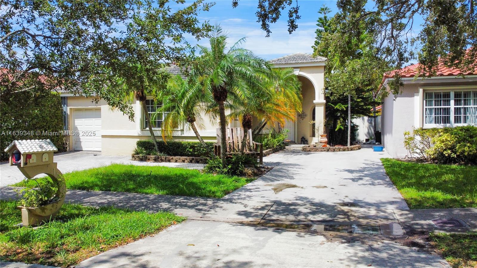 Picture of 15108 NW 89Th Ave, Miami Lakes, FL 33018