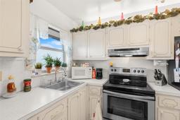 Picture of 8350 Sunrise Lakes Blvd # 304, Sunrise, FL 33322