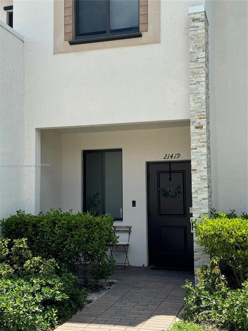 Picture of 21419 NE 2Nd Path, Miami FL 33179