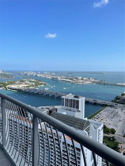 Picture of 1750 N Bayshore Dr, Miami, FL 33132