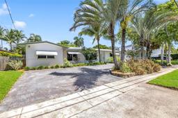 Picture of 1895 Ixora Rd, North Miami, FL 33181