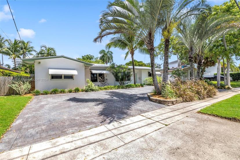 Picture of 1895 Ixora Rd, North Miami FL 33181