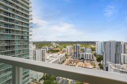 Picture of 1111 SW 1St Ave, Miami, FL 33130