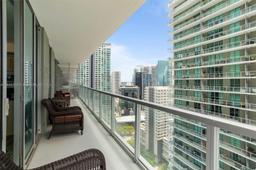 Picture of 1111 SW 1St Ave, Miami, FL 33130