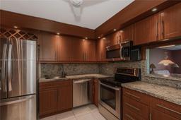 Picture of 2851 NE 183Rd St # 415E, Aventura, FL 33160