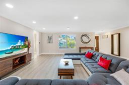 Picture of 5740 NE 19Th Ave, Fort Lauderdale, FL 33308