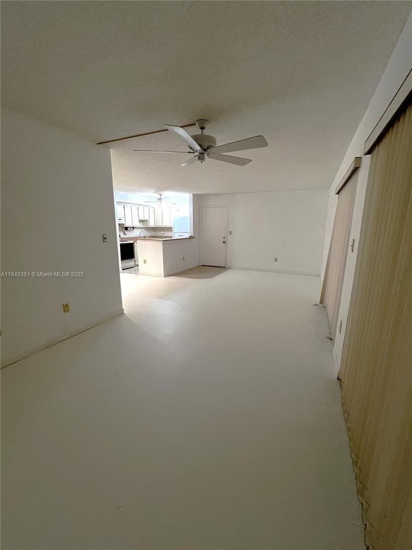 Picture of 9526 N Belfort Cir # 107, Tamarac FL 33321