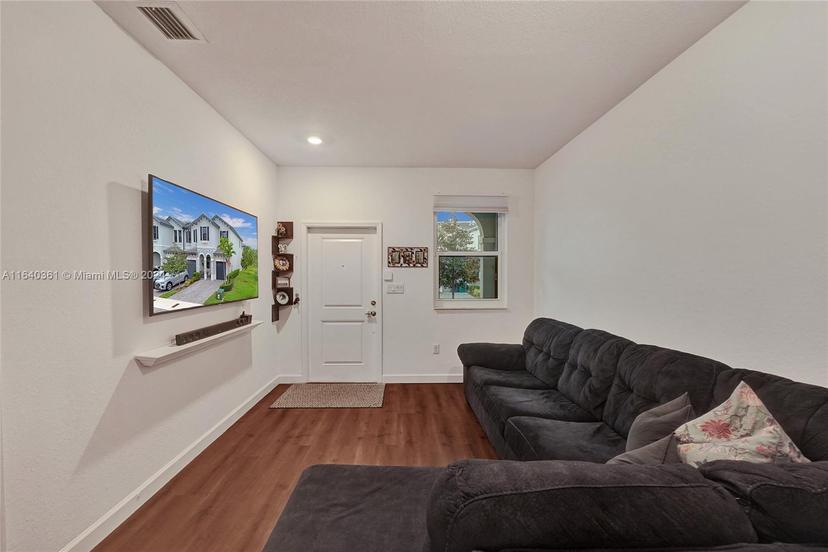 Picture of 13371 SW 287Th Ter # 13371, Homestead FL 33033