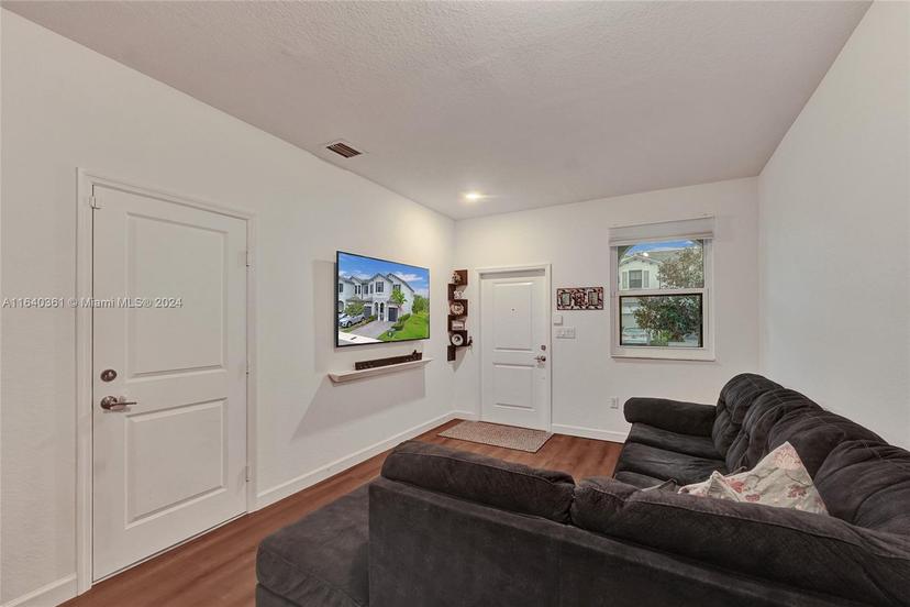 Picture of 13371 SW 287Th Ter # 13371, Homestead FL 33033