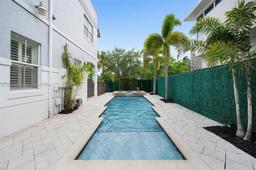 Picture of 2515 NE 18Th St, Fort Lauderdale, FL 33305