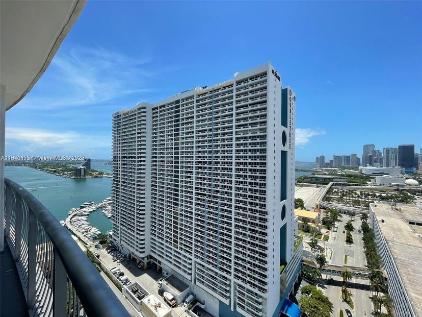 Picture of 1750 N Bayshore Dr # 2708, Miami FL 33132