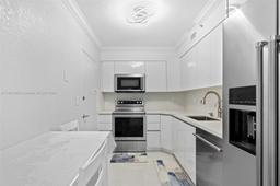 Picture of 2501 S Ocean Dr # 907, Hollywood, FL 33019
