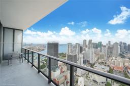 Picture of 601 NE 1 Ave # 5008, Miami, FL 33132