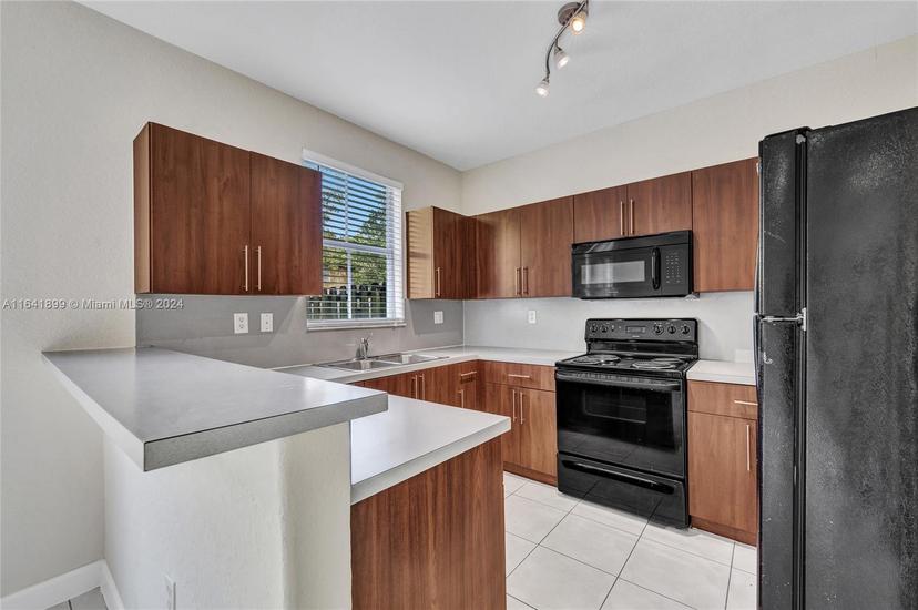 Picture of 1431 SE 25Th Ave, Homestead FL 33035