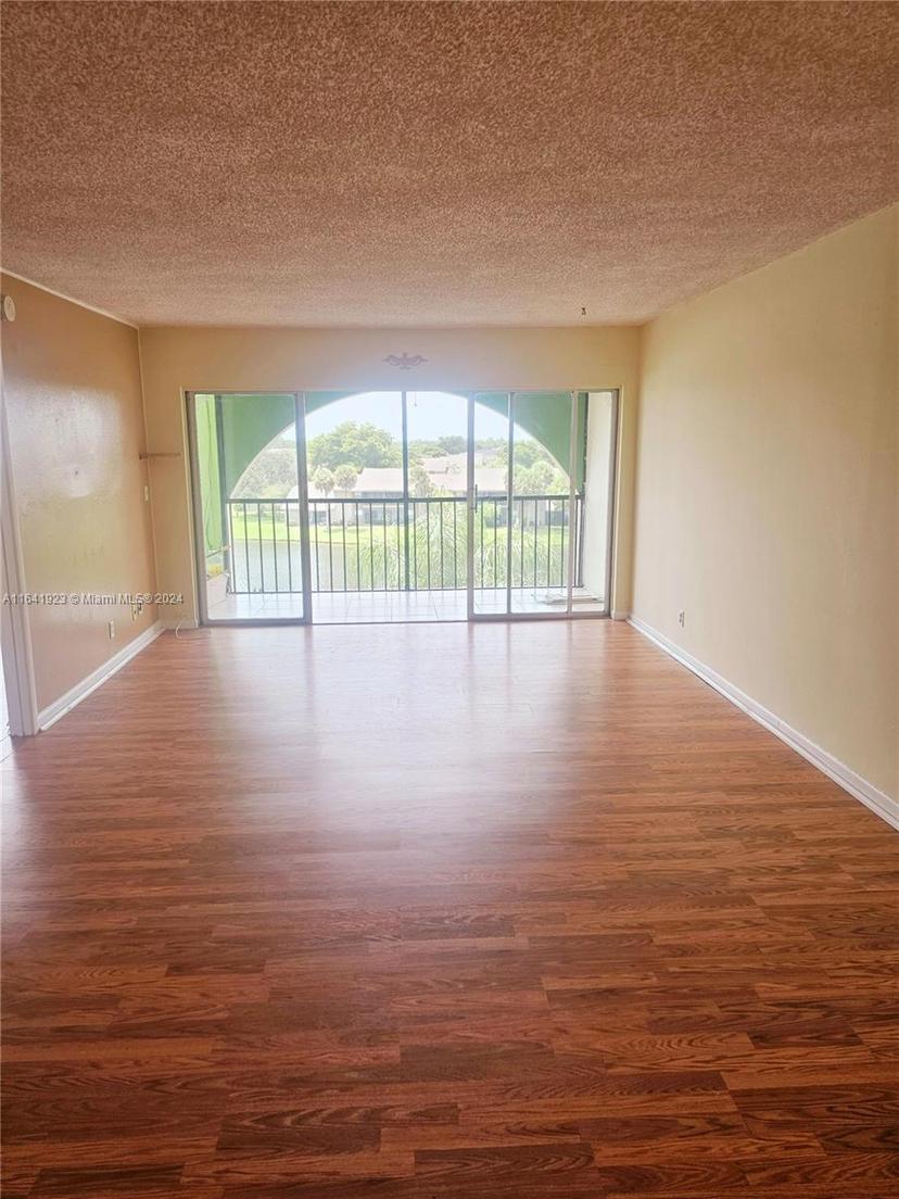 Picture of 4025 N Nob Hill Rd # 507, Sunrise FL 33351