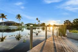 Picture of 2724 SW 1St Ter, Cape Coral, FL 33991