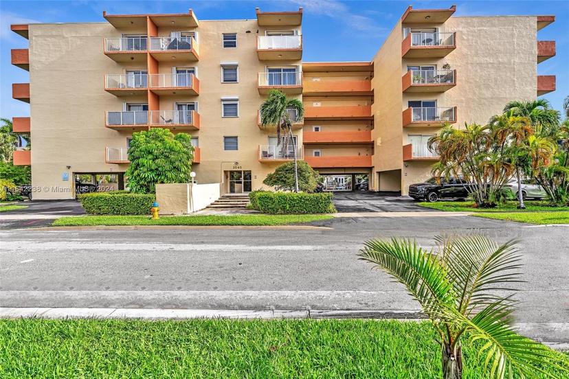 Picture of 3545 NE 167Th St # 208, North Miami Beach FL 33160