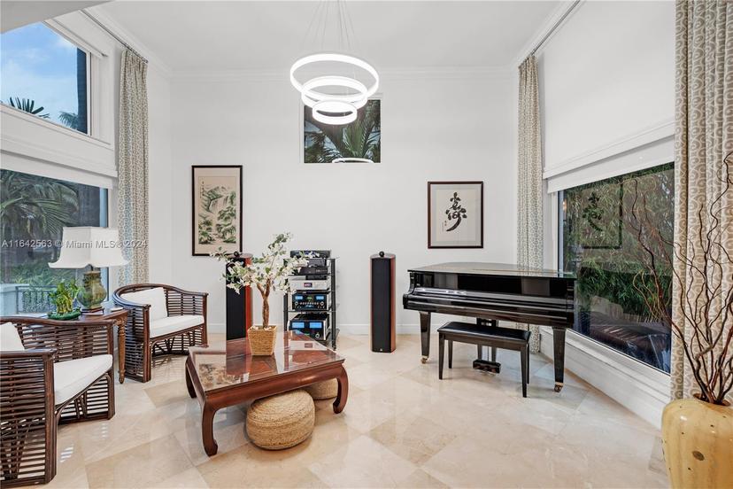 Picture of 282 Palm Ave, Miami Beach FL 33139