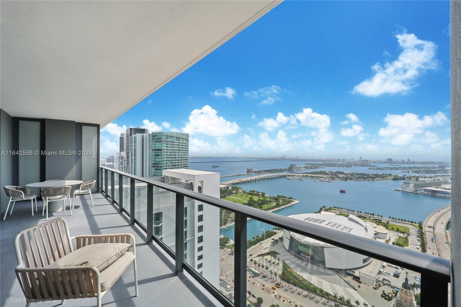 Picture of 601 NE 1 Ave # 4716, Miami, FL 33132