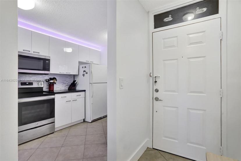 Picture of 6219 Coral Lake Dr # 207, Margate FL 33063