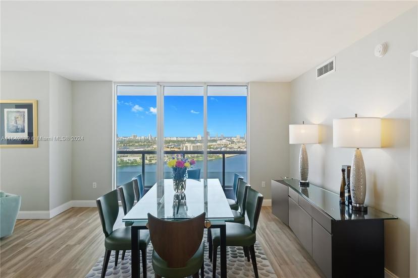 Picture of 50 Biscayne Blvd # 2802, Miami FL 33132