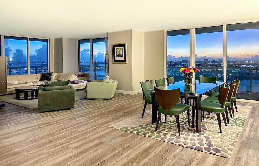 Picture of 50 Biscayne Blvd # 2802, Miami FL 33132