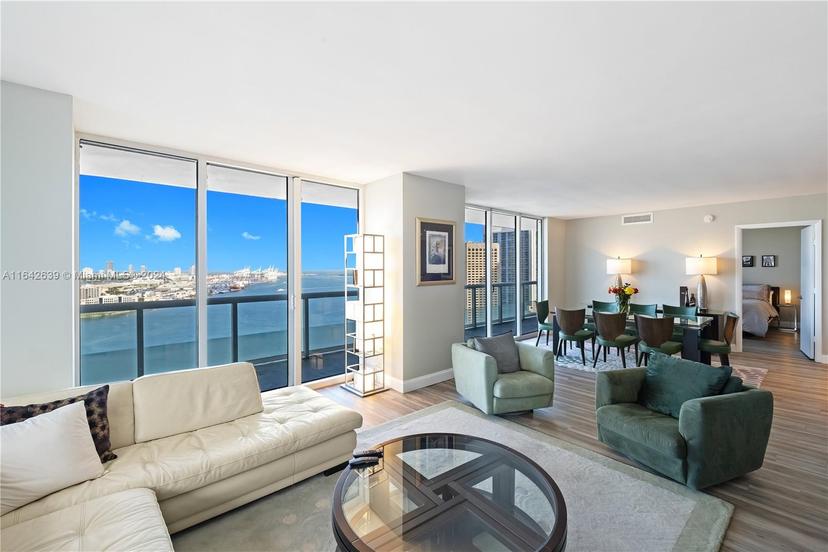 Picture of 50 Biscayne Blvd # 2802, Miami FL 33132