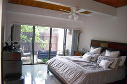 Picture of 19420 NE 26Th Ave # 123D, Miami, FL 33180