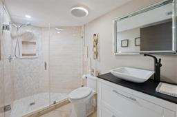 Picture of 3500 Mystic Pointe Dr # 1801, Aventura, FL 33180
