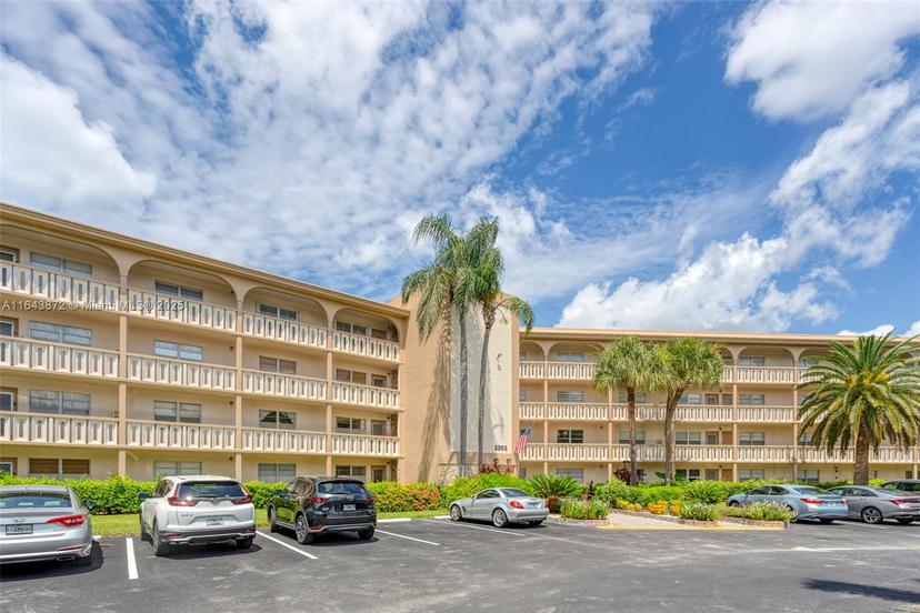 Picture of 2303 Lucaya Ln # G2, Coconut Creek FL 33066