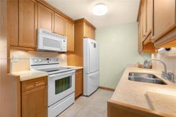 Picture of 2301 Lucaya Ln # G1, Coconut Creek, FL 33066