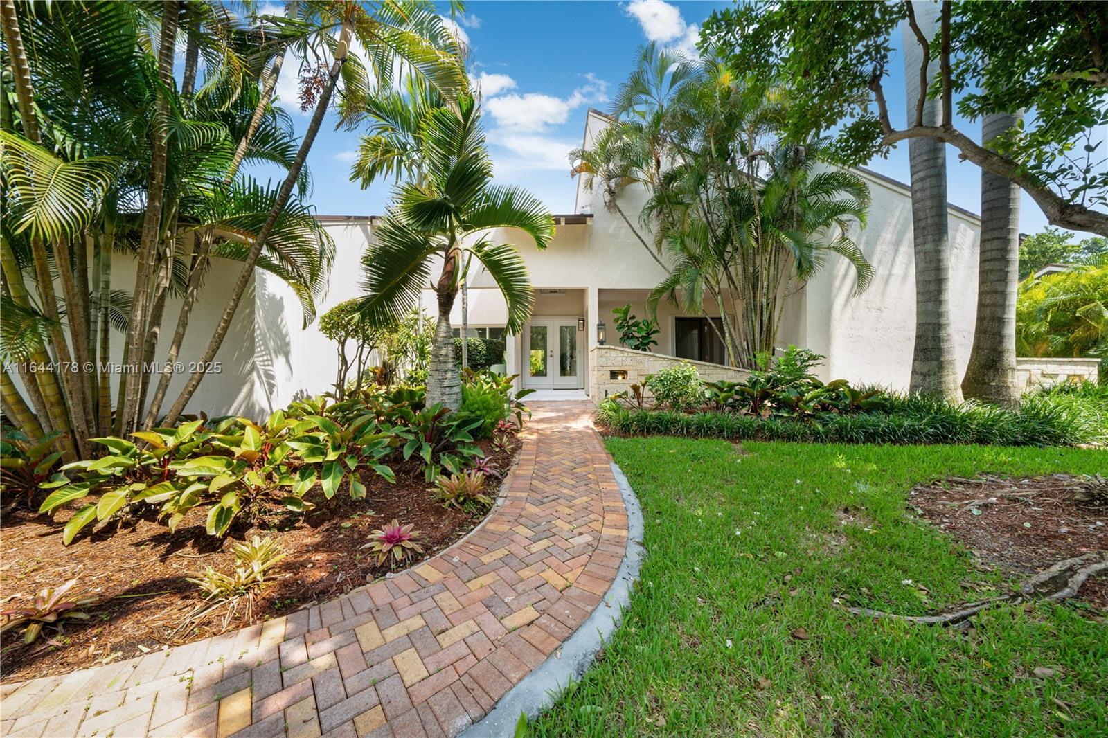 Picture of 7861 SW 171St St, Palmetto Bay, FL 33157