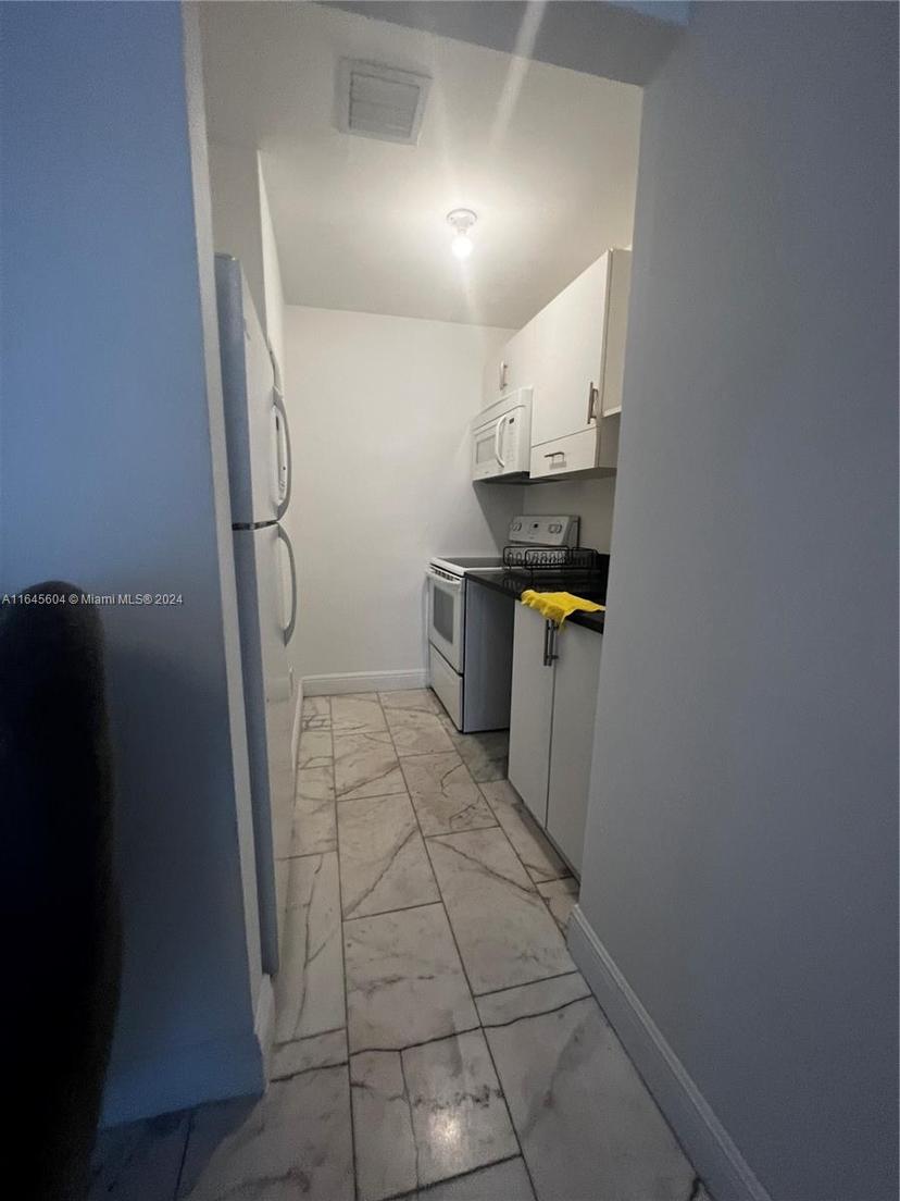 Picture of 920 Jefferson Ave # 3, Miami Beach FL 33139