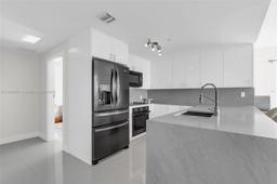 Picture of 1900 N Bayshore Dr # 3611, Miami, FL 33132