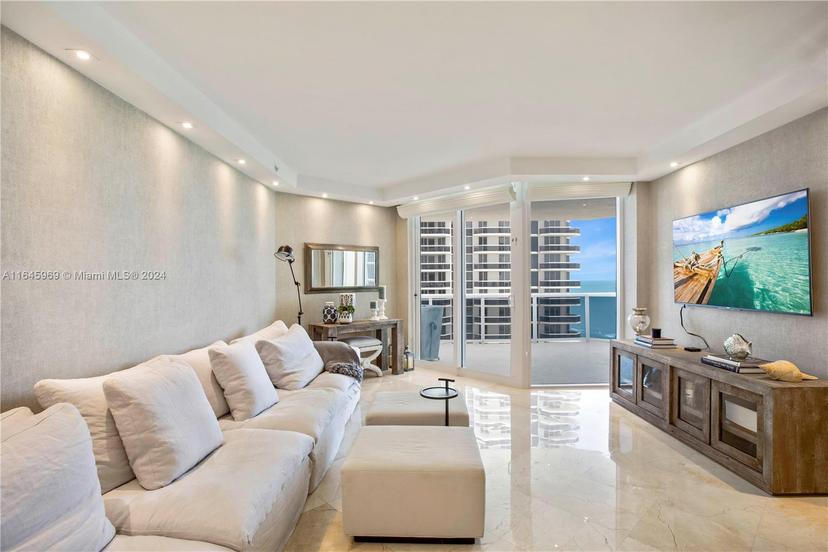 Picture of 4775 Collins Ave # 2108, Miami Beach FL 33140