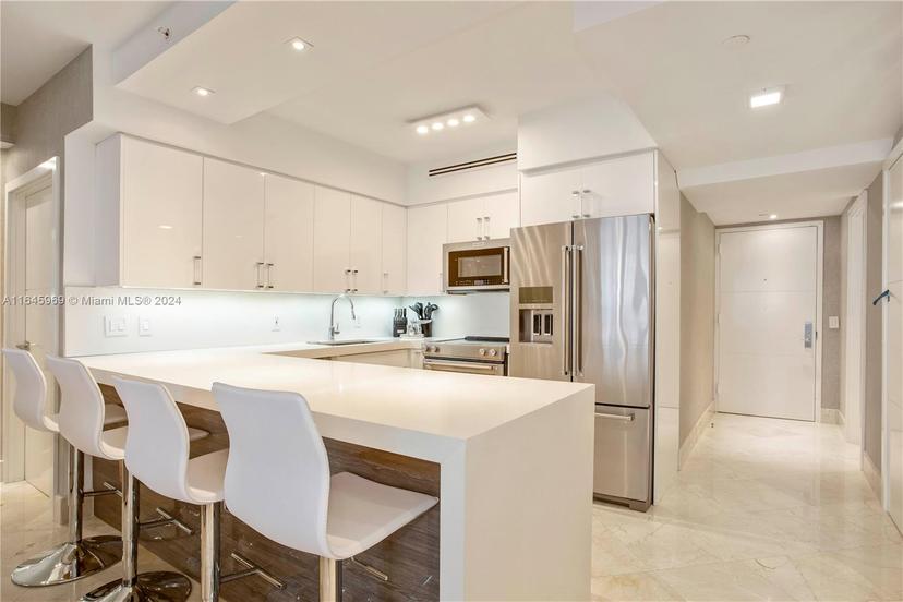 Picture of 4775 Collins Ave # 2108, Miami Beach FL 33140