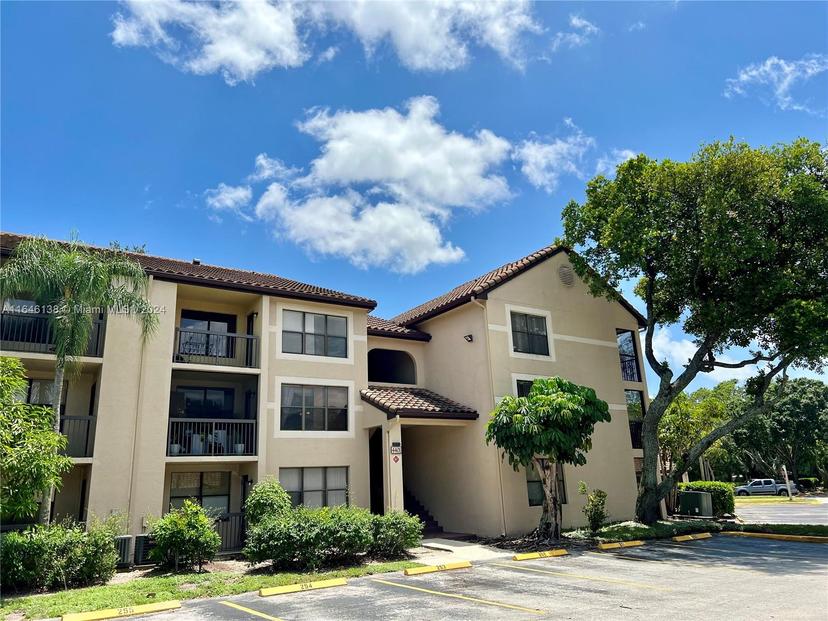 Picture of 4401 W Mcnab Rd # 11, Pompano Beach FL 33069