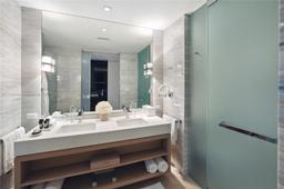 Picture of 2201 Collins Ave # 1808, Miami Beach, FL 33139