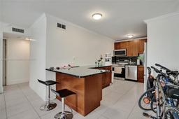 Picture of 1801 S Treasure Dr # 329, North Bay Village, FL 33141