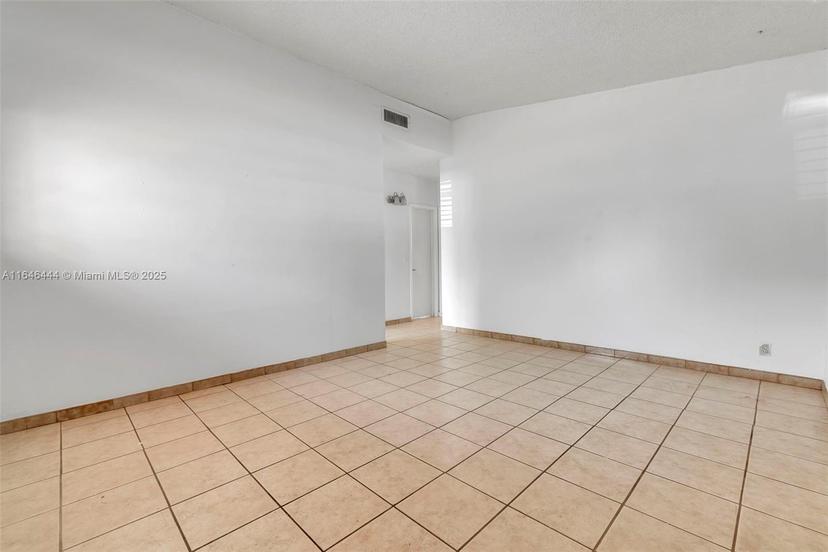 Picture of 4296 E 9Th Ln, Hialeah FL 33013