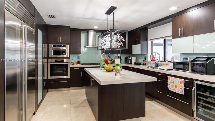 Picture of 8886 NW 187Th St, Miami FL 33018