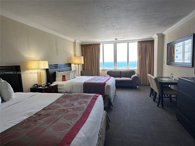 Picture of 19201 Collins Ave # 445, Sunny Isles Beach FL 33160